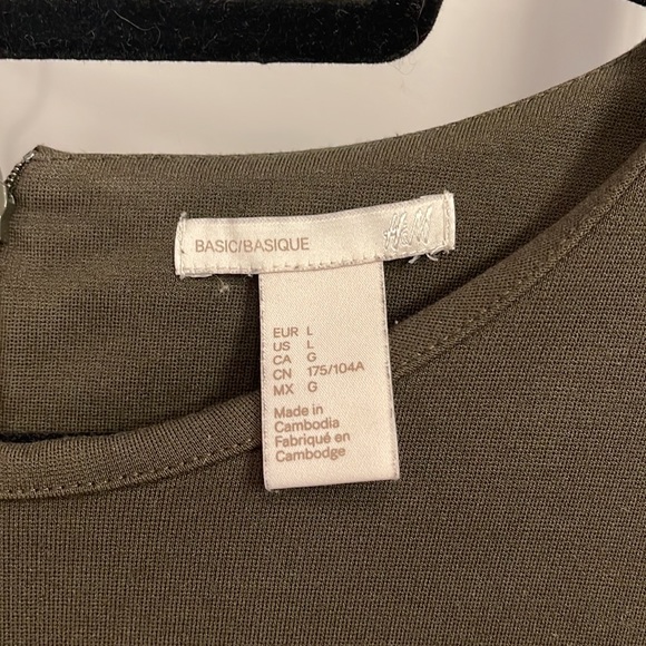 Dark green, long sleeve, polyester dress with pockets, above the knee length - Picture 2 of 5
